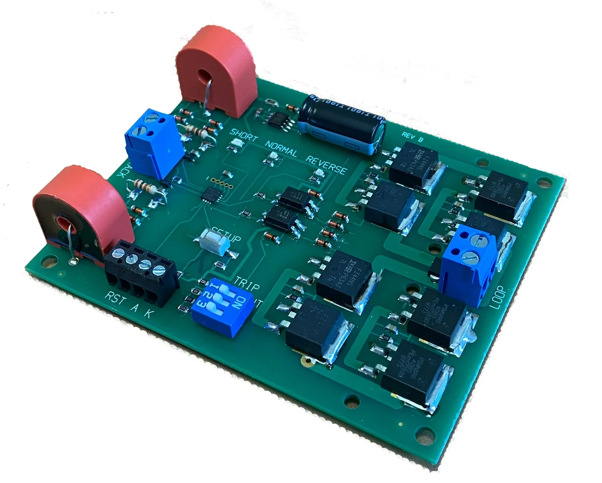 NCE AR10 Auto Reverser with Built-In Circuit Breaker - 233