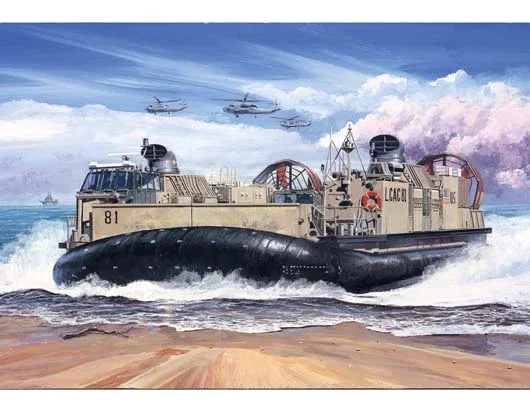 1/72 Trumpeter USMC Landing Craft Air Cushion (LCAC) - 07302