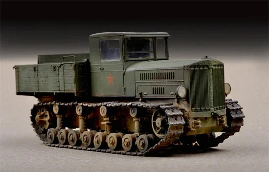 1/72 Trumpeter Soviet Komintern Artillery Tractor - 07120