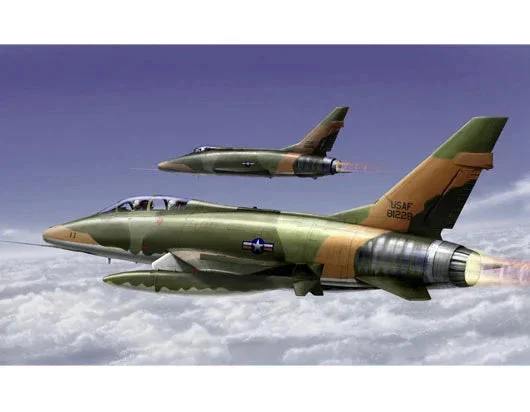 1/72 Trumpeter F-100F Super Sabre 01650