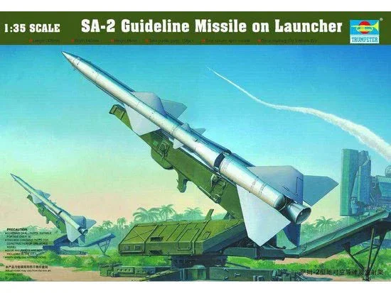 1/35 Trumpeter SA-2 Guideline Missile On Launcher - 206