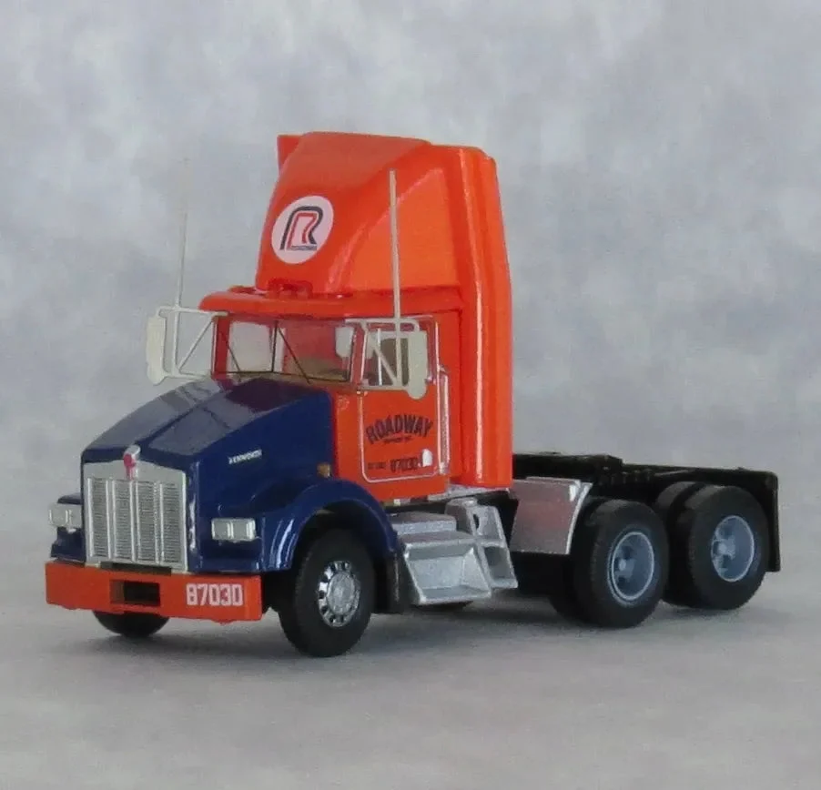 N Scale Trainworx Roadway Kenworth T800 Road #87030 - 48084-01
