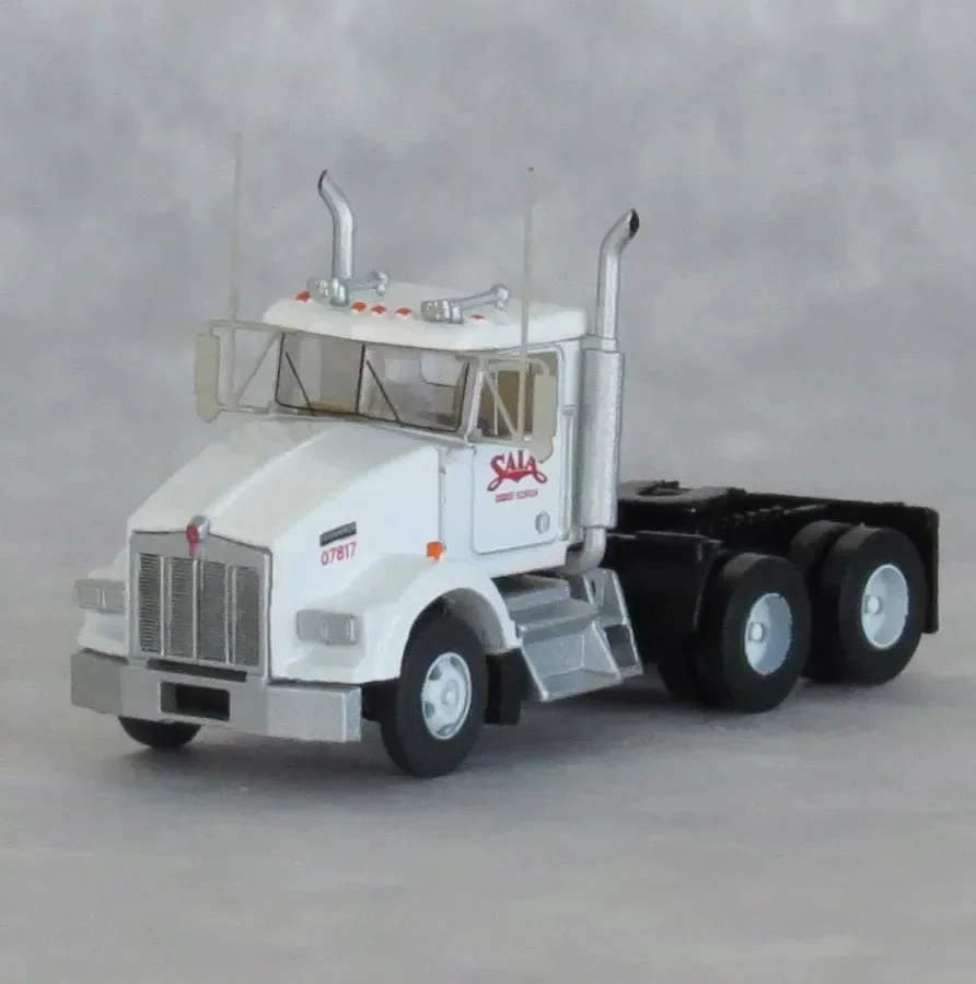 N Scale Trainworx SAIA Kenworth T800 Road #07817 - 48092-01