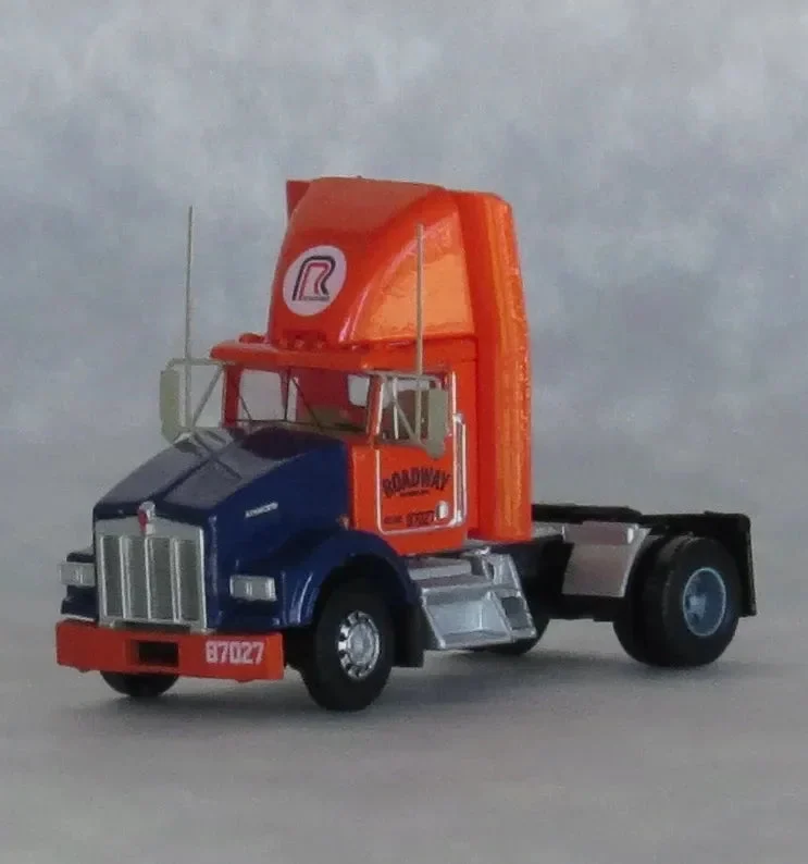 N Scale Trainworx Roadway Kenworth T800 Road #87027 - 48084-02