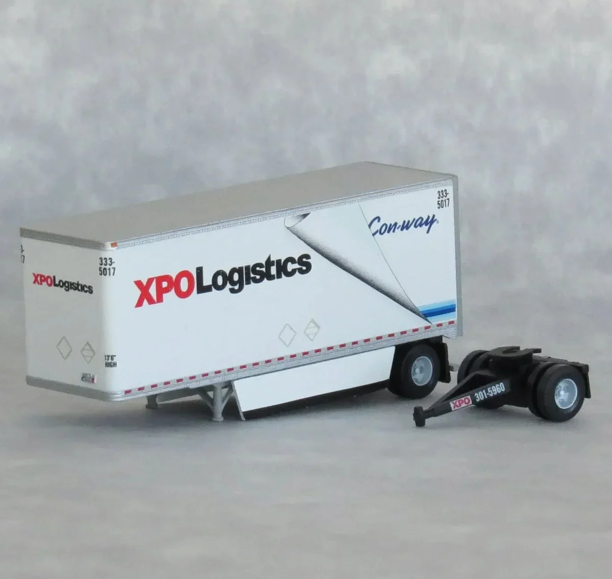 N Scale Trainworx XPO/Conway 28′ Trailer Road #3335017 - 42891-04