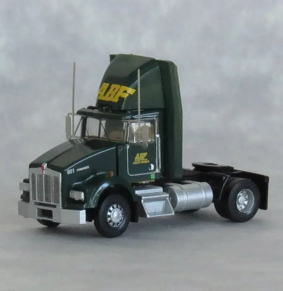 N Scale Trainworx ABF Kenworth T800 Road #901 - 48093-01