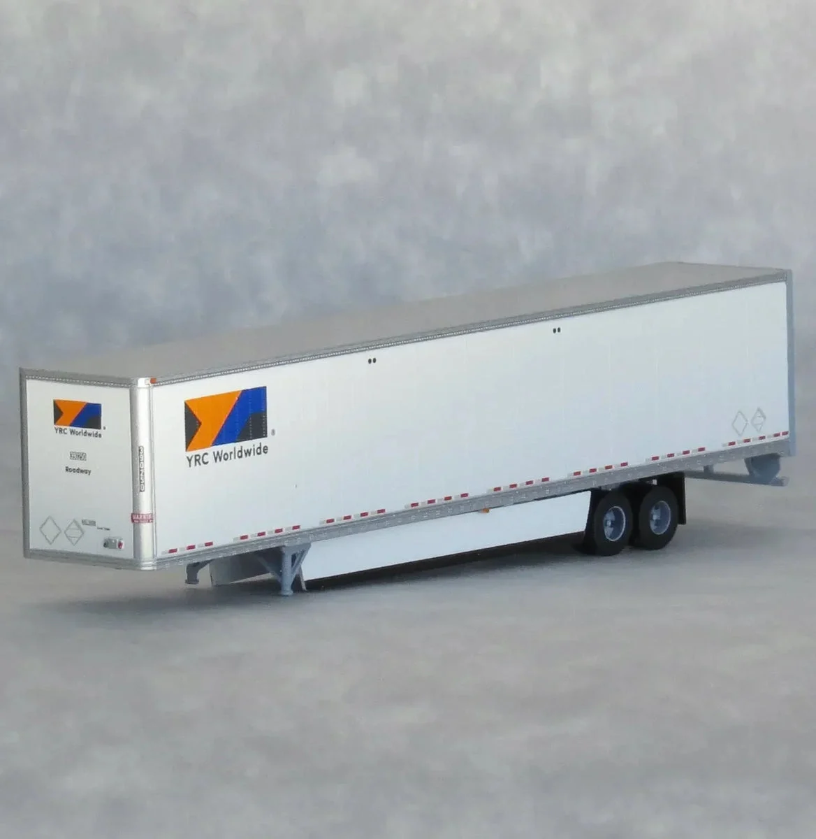 N Scale Trainworx YRC 53′ Trailer Road #311355 - 45390-01