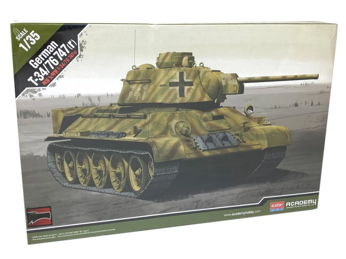 Academy 1/35 Academy WWII German T-34/76 747®
