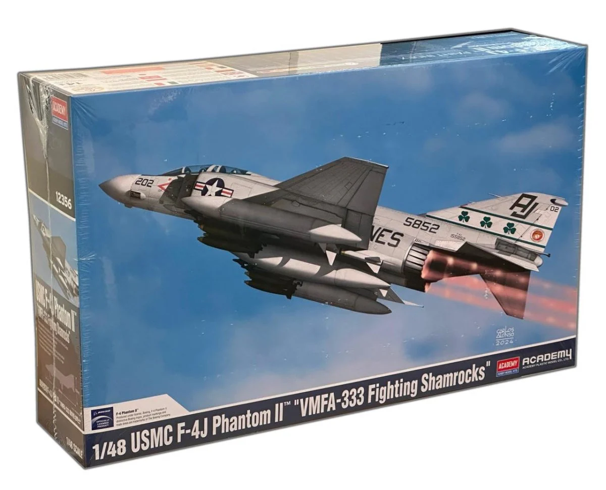 Academy 1/48 Academy F4-J Phantom II VMFA-333 Fighting Shamrocks USMC