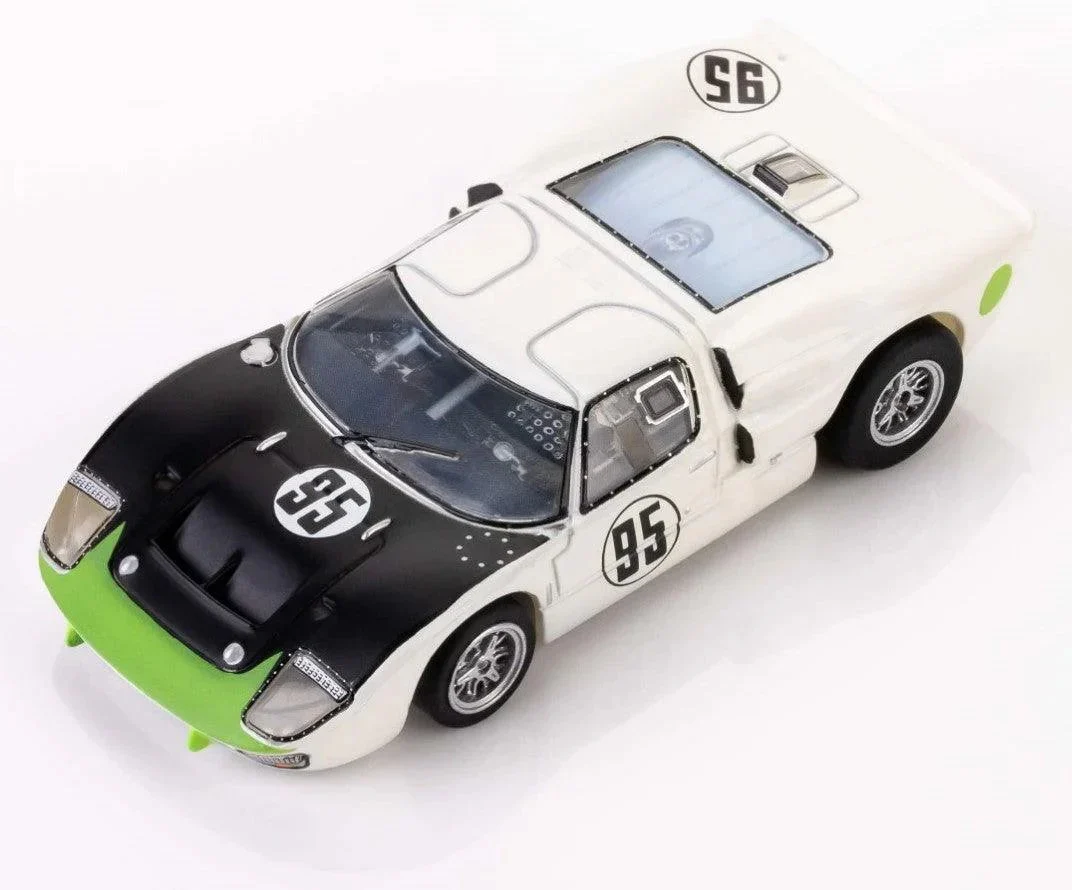 AFX Collector Series FORD GT40 MKII #95 DAYTONA 22056