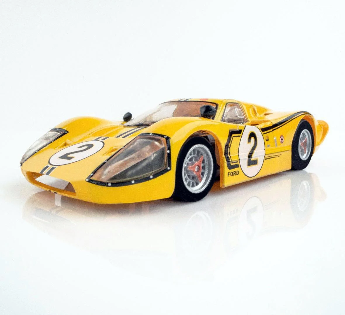 AFX Collector Series FORD GT40 MKIV #2 LEMANS 1967 – YELLOW 22014