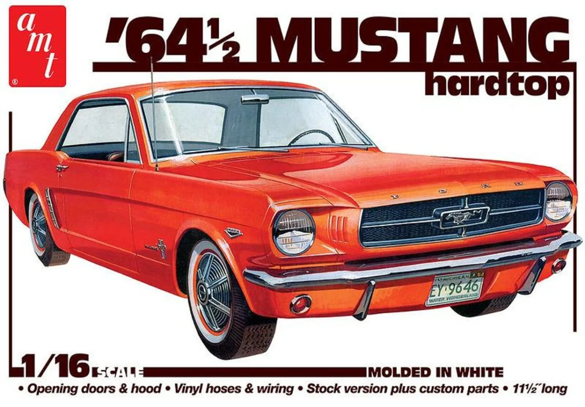 AMT 1/25 Ford Mustang Coupe 60th Anniversary Plastic Model Kit