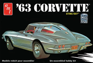 1/25 AMT 1963 Chevy Corvette Sting Ray Car