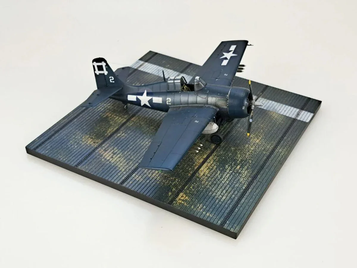 1/72 Arma USN/RN Escort Carrier Deck Plastic Model Kit - Arma Hobby
