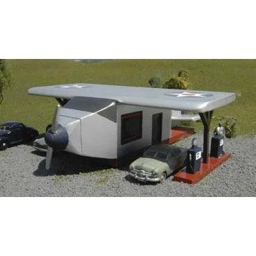 Bachmann HO Scale Airplane Gas Station (Built-Up Resin) (D) - BAC35201
