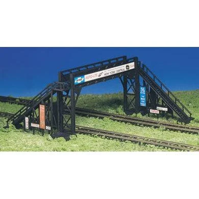 Bachmann HO Scale Plasticville Pedestrian Bridge - BAC45172