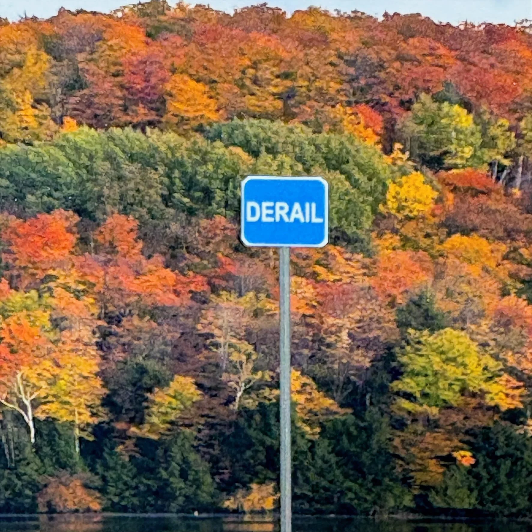 O Scale - Derail Signs - 2 Pack