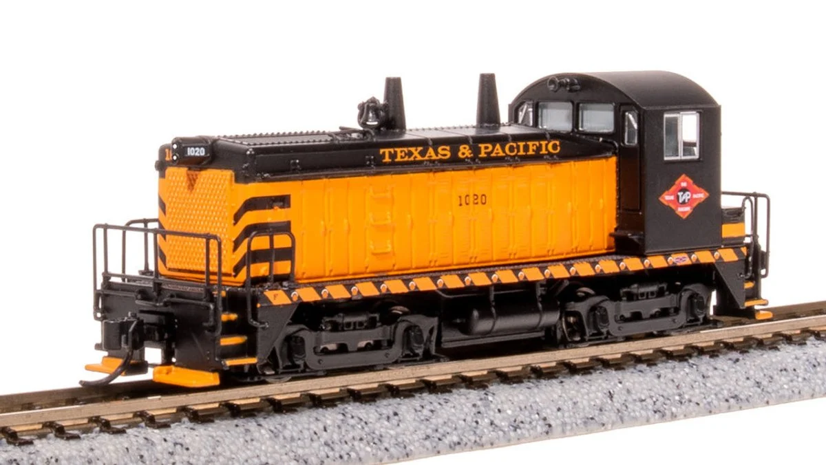 Broadway 7524 Scale Texas and Pacific EMD SW7 Orange & Black Sound DCC #1020 - N