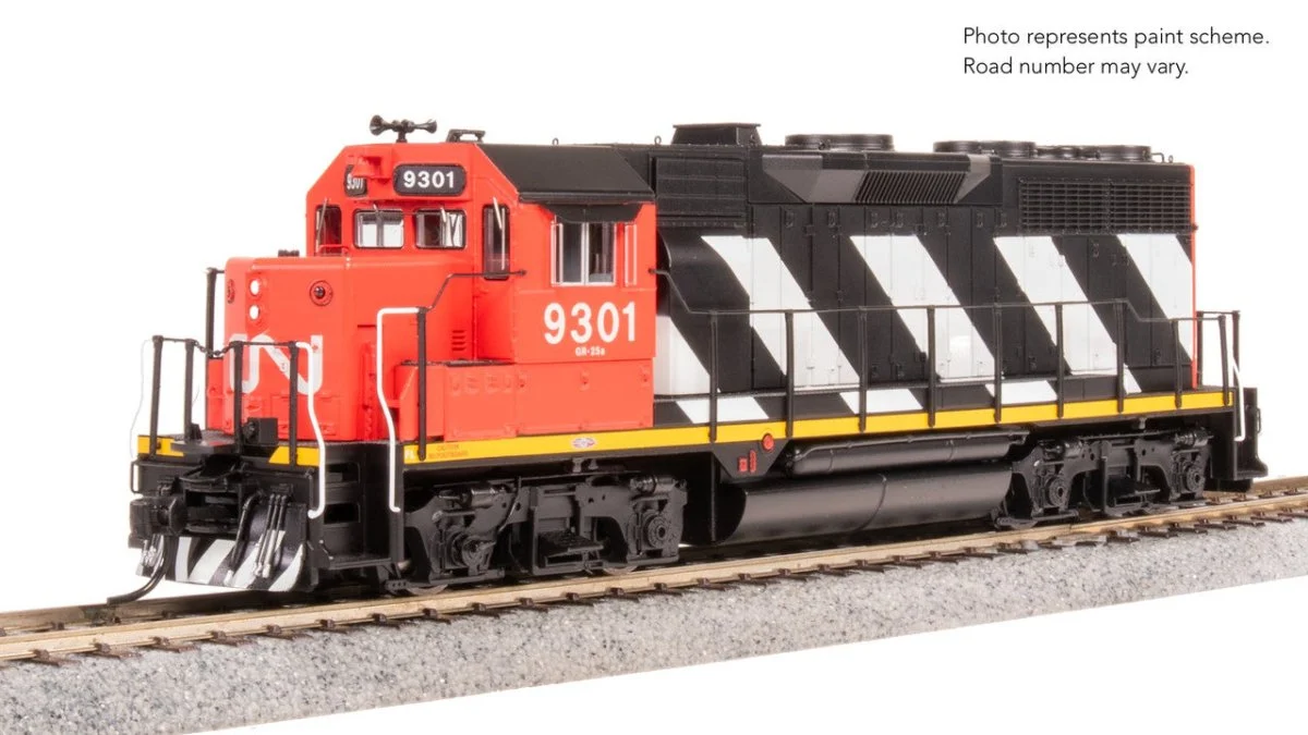 Broadway Limited HO Scale Canadian National EMD GP35 Diesel 4001 Analog DC - 8940