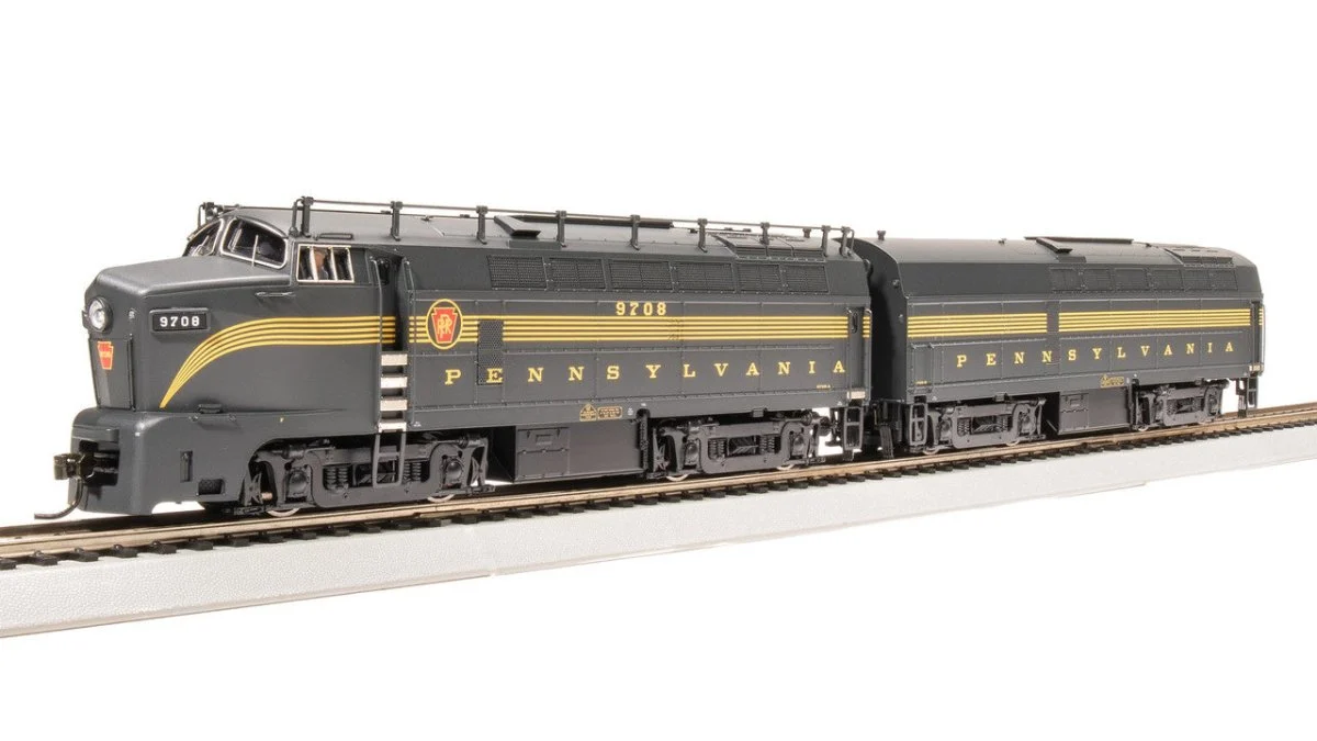 Broadway Limited HO Scale PRR Baldwin RF-16 Sharknose 9708A/9708B DCC/Sound - 7690
