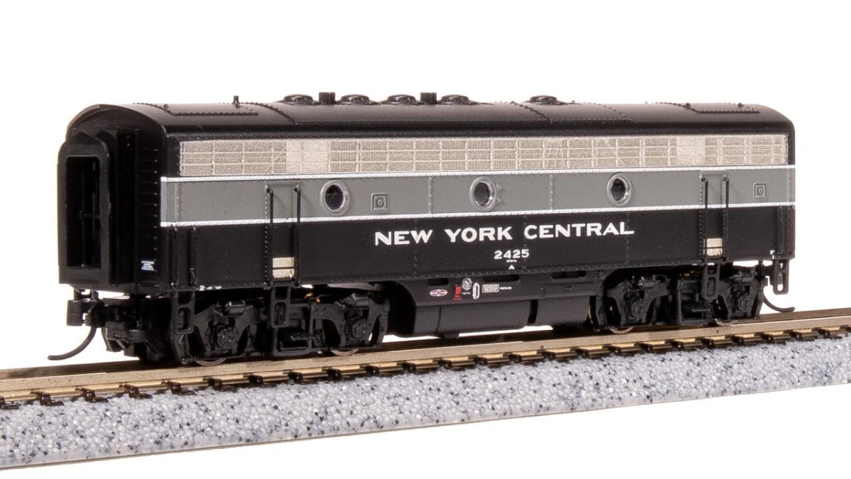 Broadway Limited N NYC F7B Full Lightning Stripes Diesel Locomotive #2426 - 7777