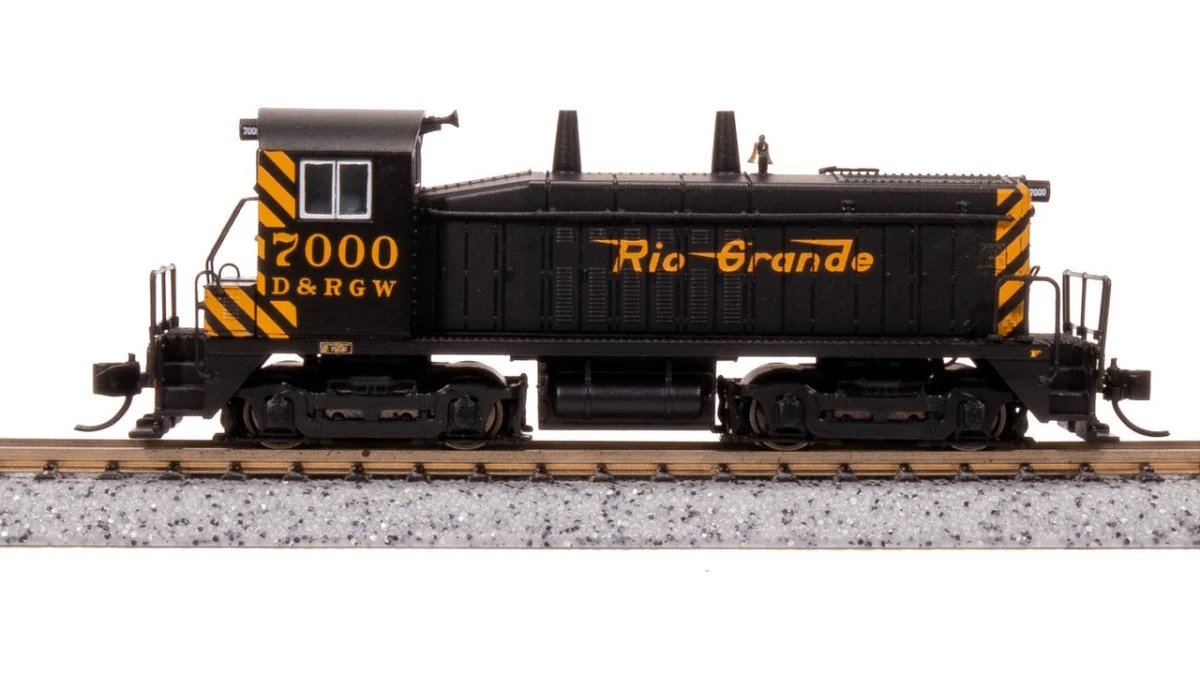 Broadway Limited N Scale DRGW EMD NW2 Diesel Locomotive Black & Gold #100 - 7490