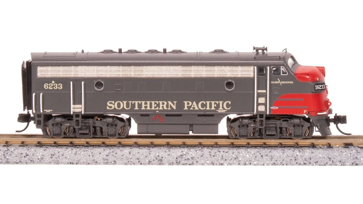 Broadway Limited N Scale SP EMD F7A Bloody Nose Diesel Locomotive #6295 - 7780