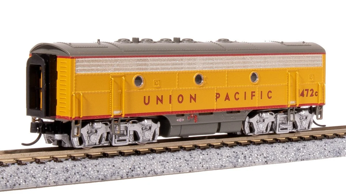 Broadway Limited N Scale UP EMD F7B Yellow & Gray Diesel Locomotive #1468B - 7784