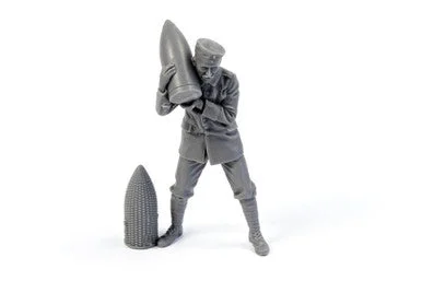 1/35 CMK German WWI Minenwerfer Crewmember Loading Shell 1/35 Resin Figure Model Kit