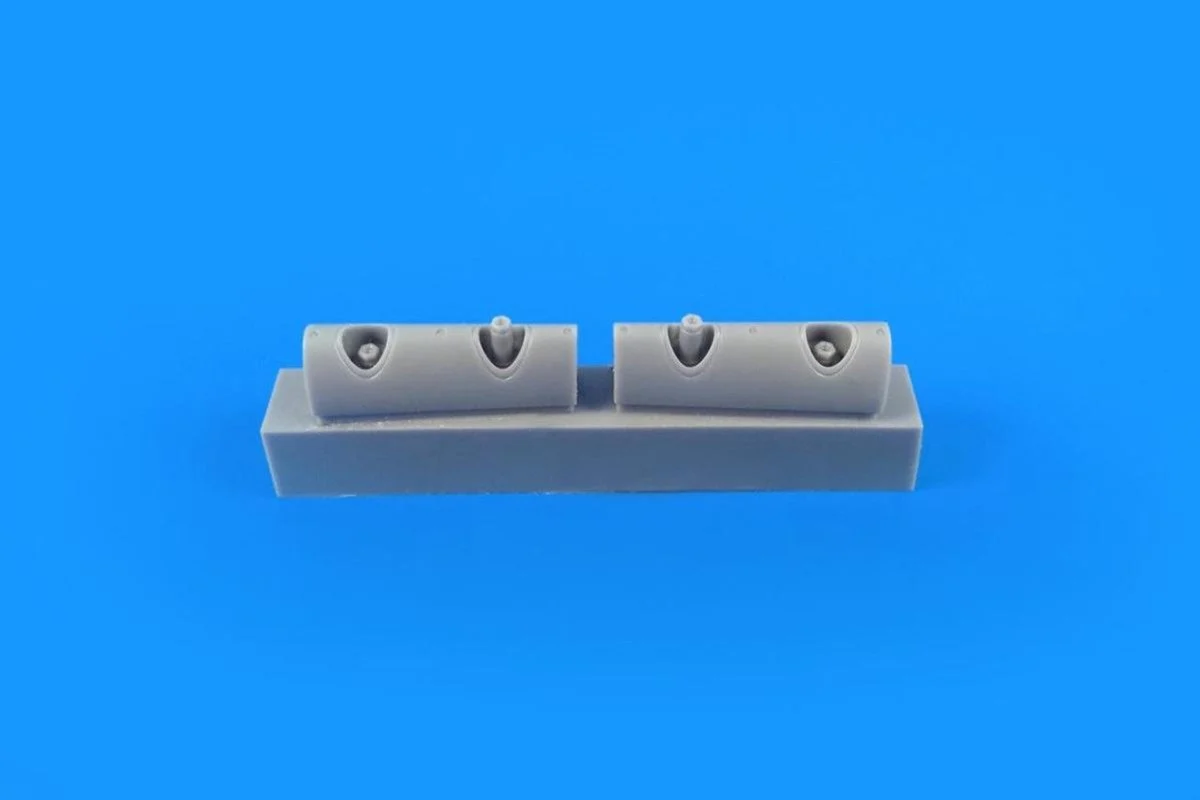CMK 1/32 CMK Tempest Mk. II / V Series 2 / Mk.VI Cannon Barrels With Wing Leading Edge Resin