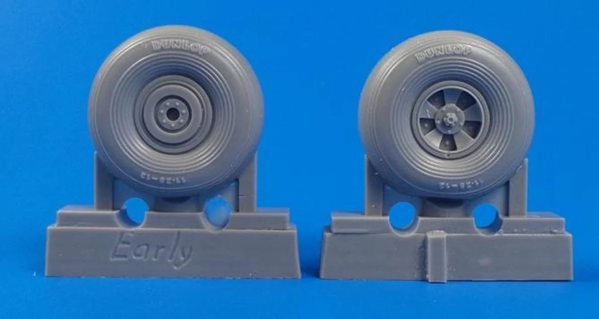 CMK 1/32 CMK Tempest Mk.V/Typhoon Mk.I - Main wheels early type for Special Hobby/Pacific Coast kits Resin