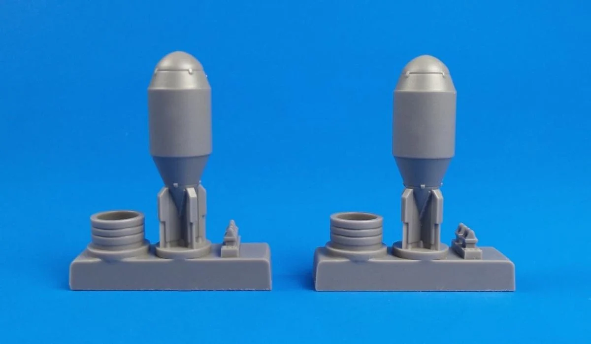 CMK 1/48 CMK Antisubmarine Bomb 600lb Mk.VIII (Great Britain.WWII) 2 pcs Resin