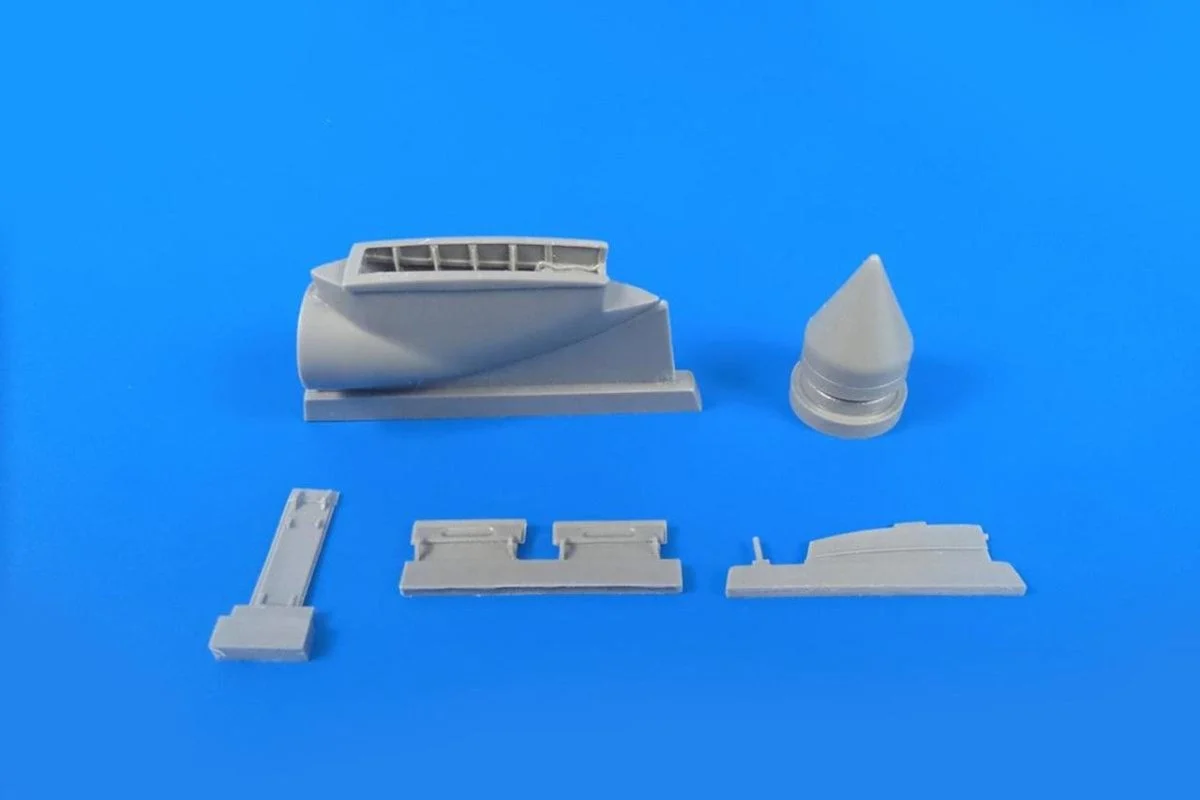 CMK 1/48 CMK BAC Lightning (for any version) Front Undercarriage Bay Set for Airfix/Eduard kit Resin