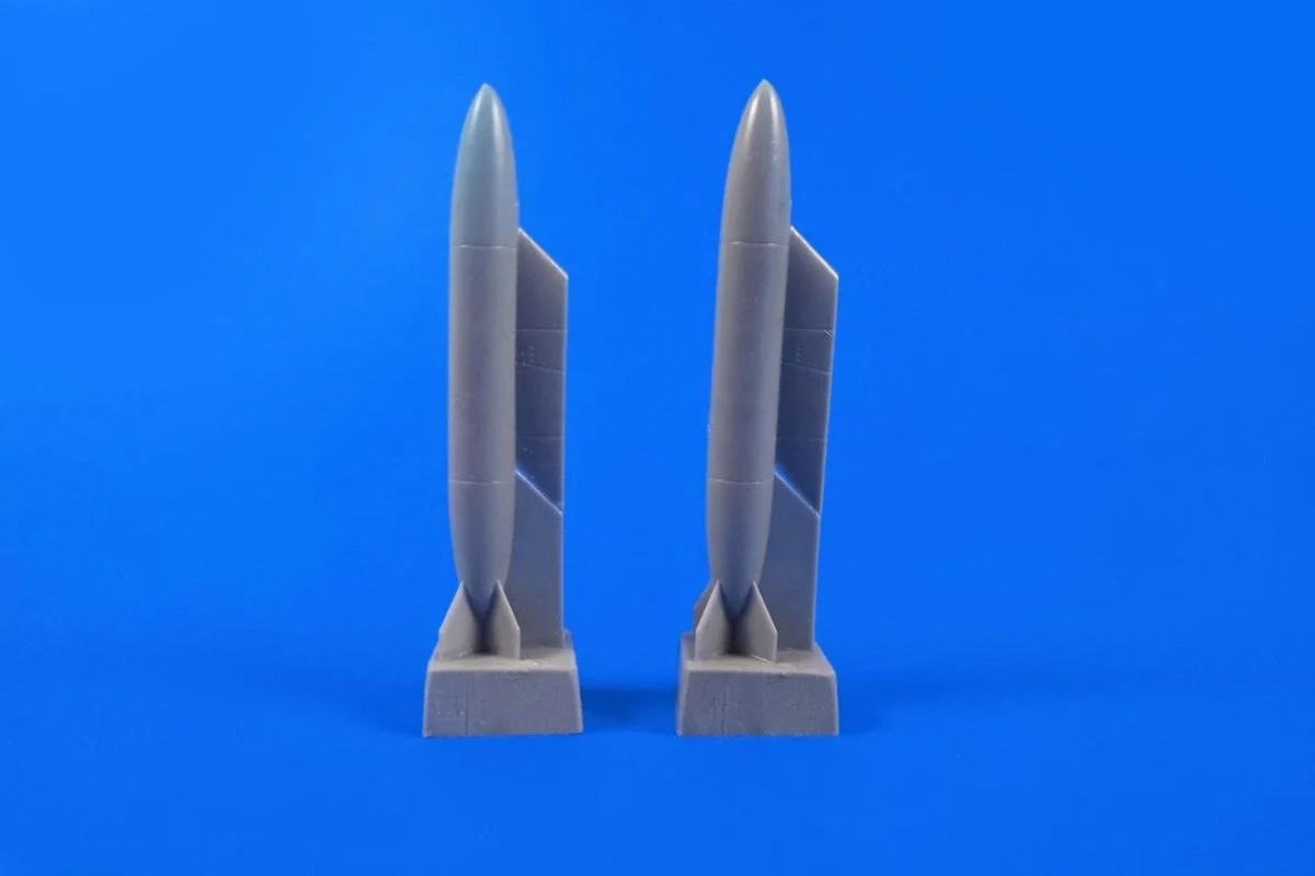 CMK 1/72 CMK S.O.4050 Vautour - External tanks for Special hobby and Azur kits Resin