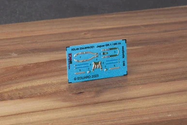 1/48 Eduard Jaguar GR.1 / GR.1A seatbelts SPACE