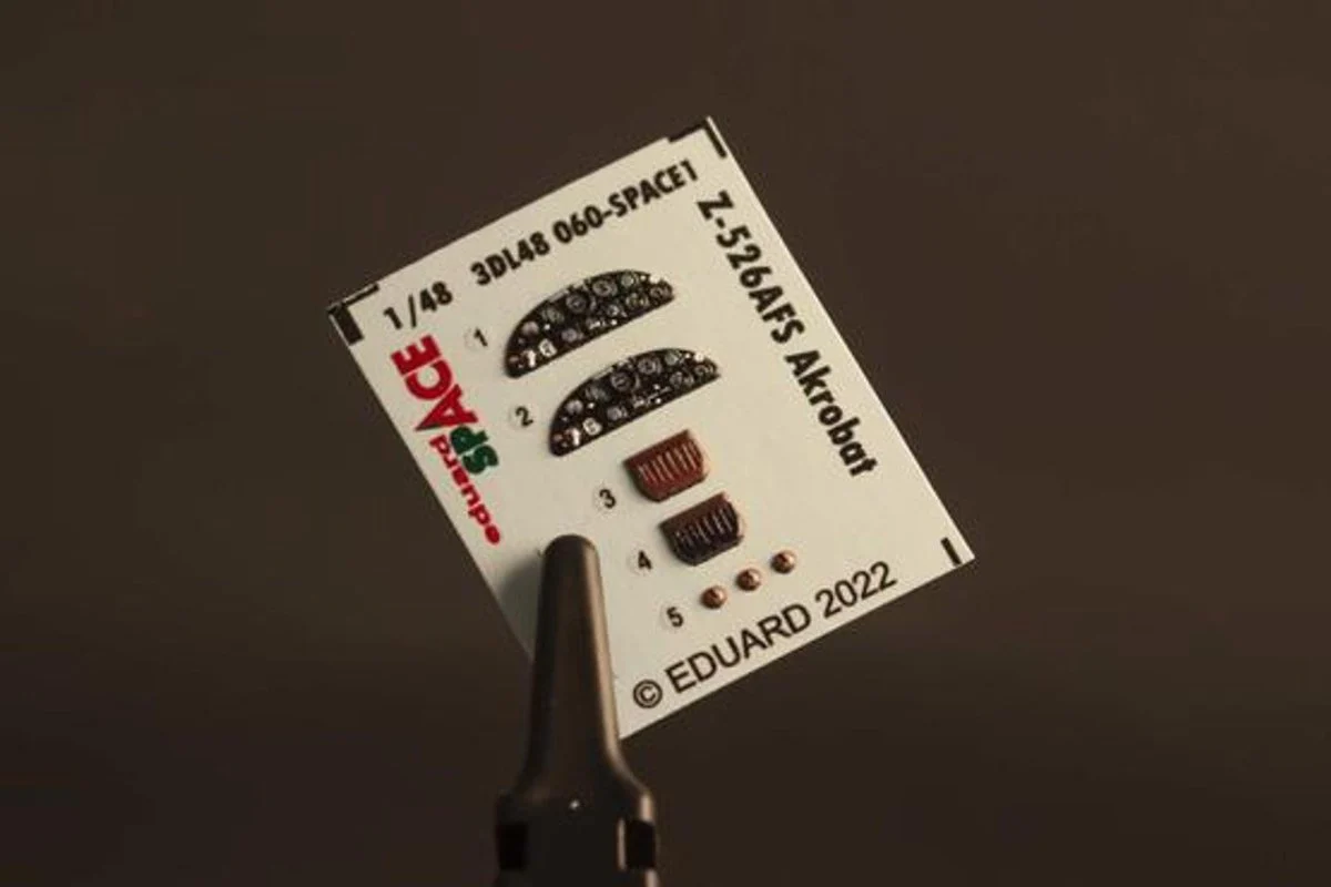 Eduard 1/48 Eduard Z-526AFS Akrobat Space for Eduard