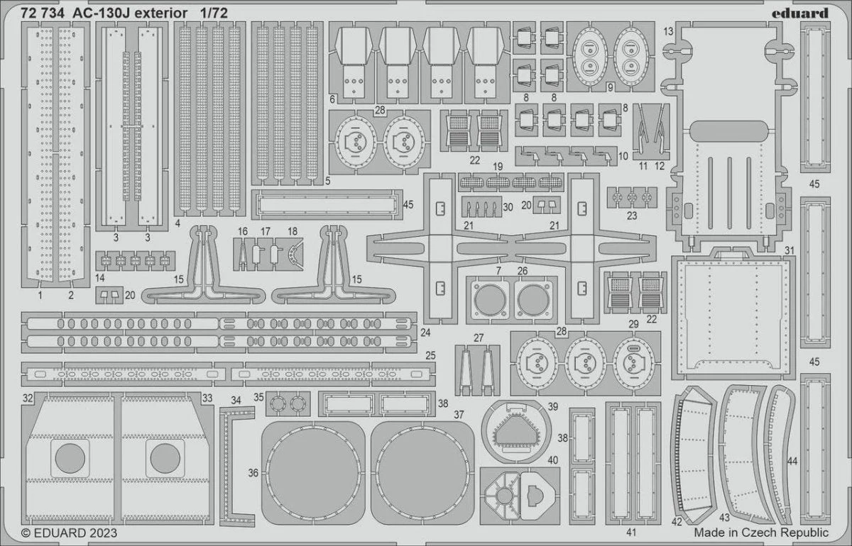 Eduard 1/72 Eduard AC-130J exterior