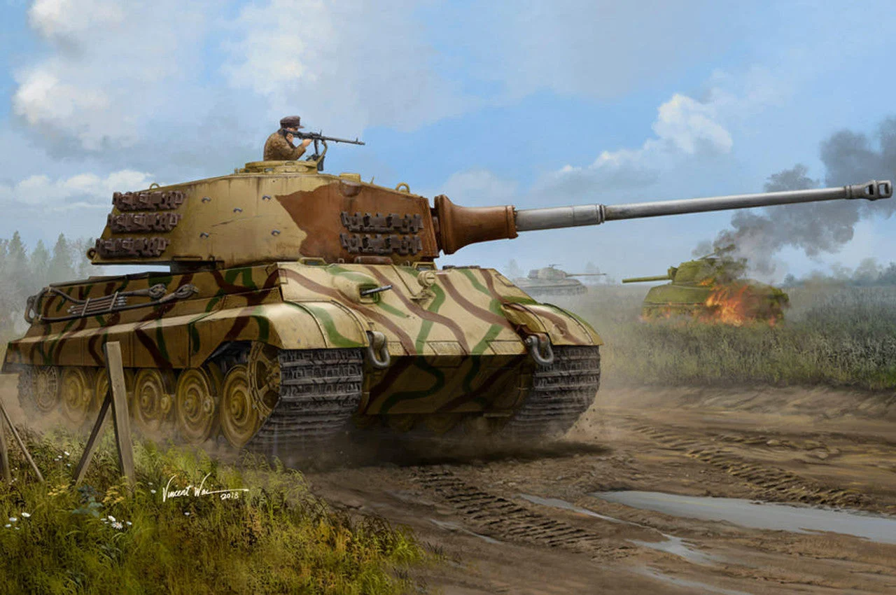 Hobby Boss 1/35 Hobby Boss PzKpfwVI SdKfz182 Tiger II Henschel July-1945 Production