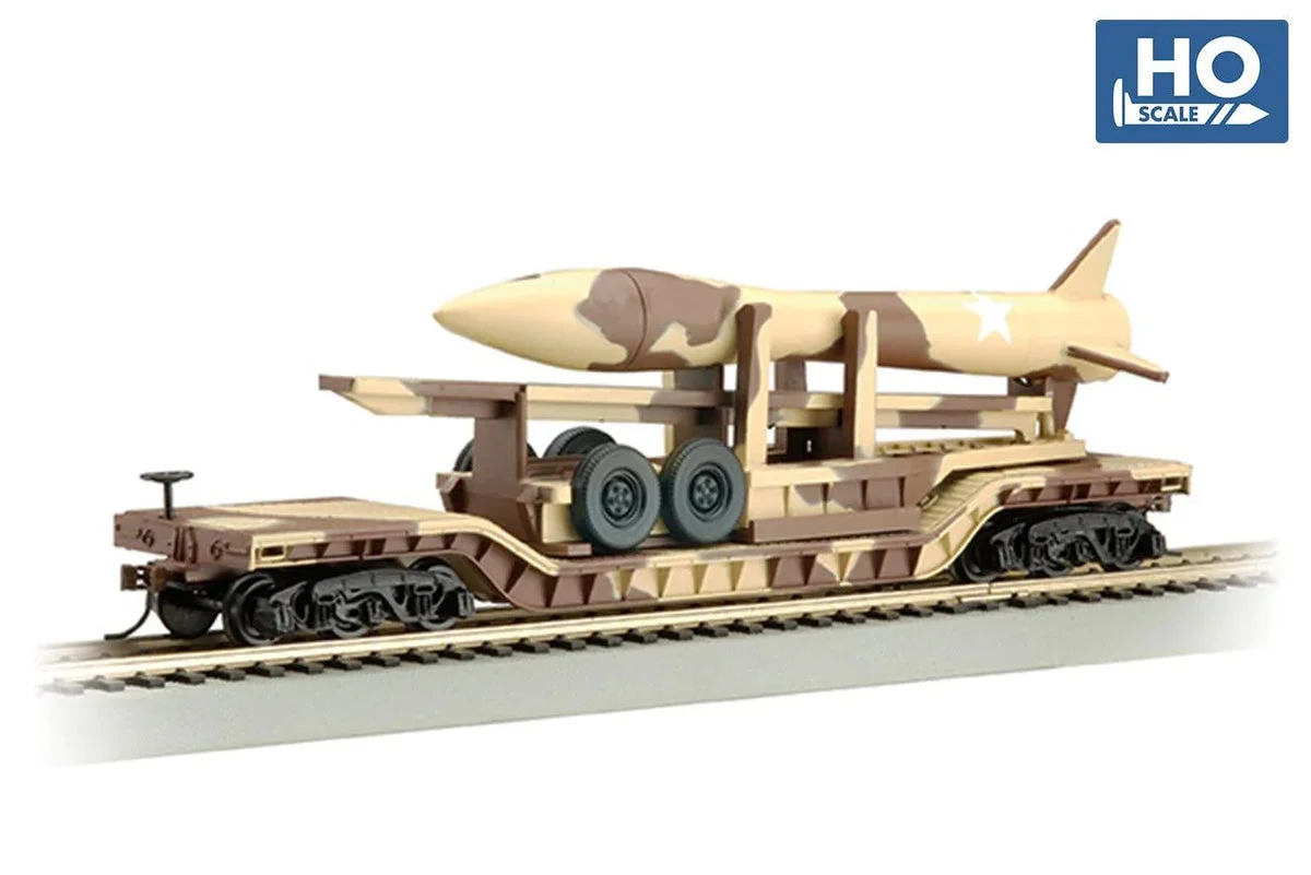 HO Bachmann 52' Center-Depressed Flat Car - Desert Camouflage with Missile 18340