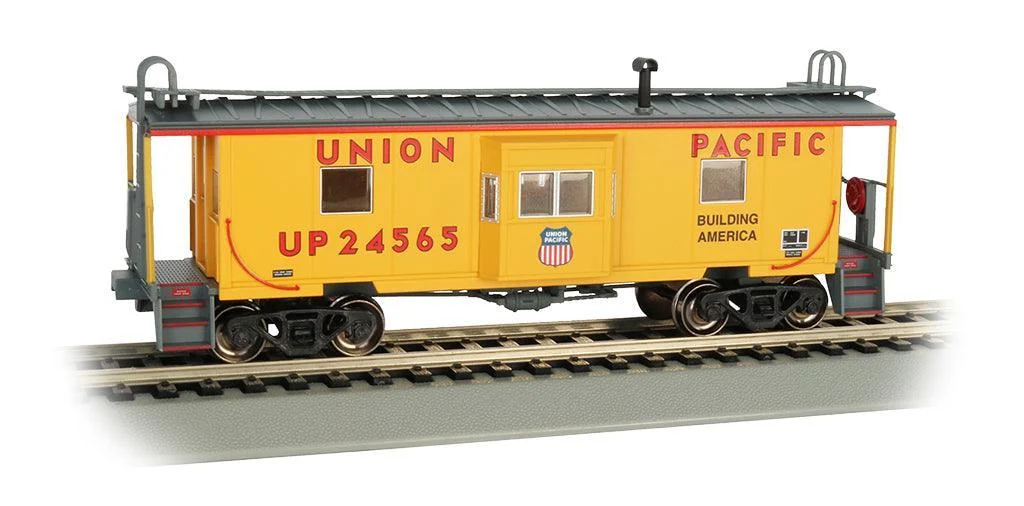 HO Bachmann Bay-Window Caboose - Union Pacific w/ Roof Walk 73205