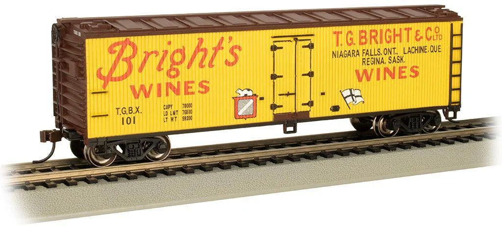 HO Bachmann Bright's Wines - 40' Wood Side Refrigerated Box Car 19809