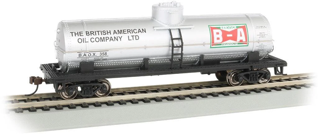 HO Bachmann British American Oil - 40' Single-Dome Tank Car 17812
