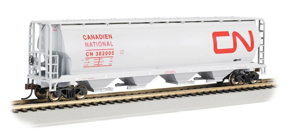 HO Bachmann Canadian National - 4 Bay Cylindrical Grain Hopper 19113