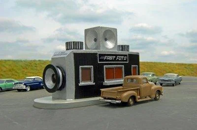 HO Bachmann Fast Foto Drive-Through- Roadside USA Building 35207