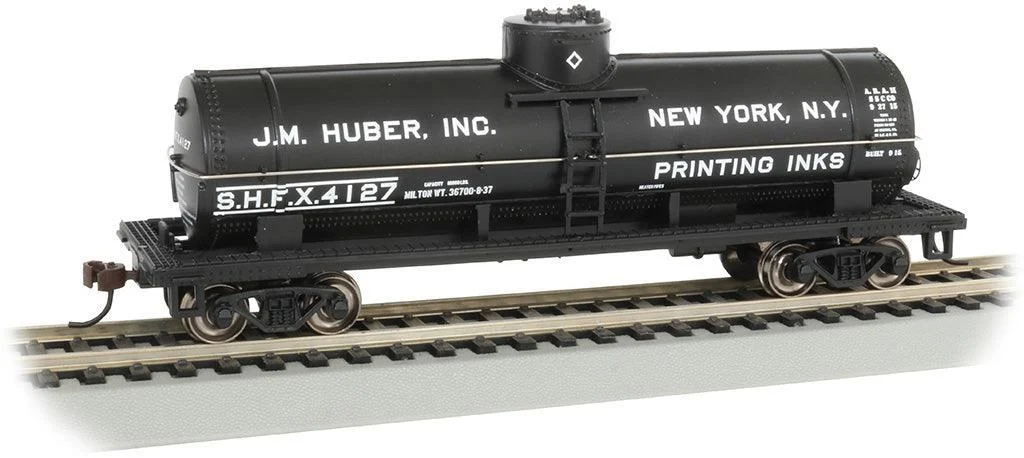 HO Bachmann J.M. Huber - 40' Single-Dome Tank Car 17814