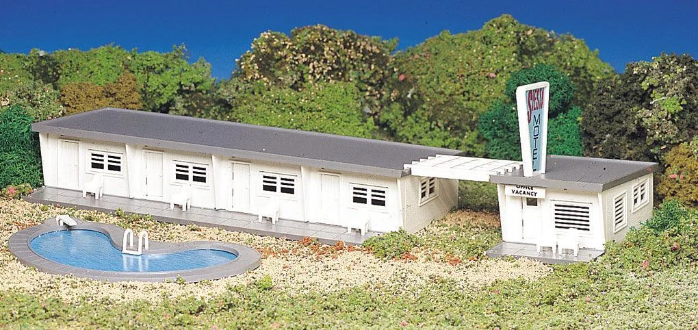 HO Bachmann Motel with Pool 45214 - Bachmann Trains