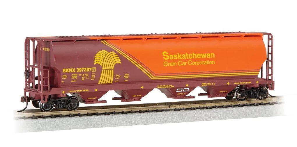 HO Bachmann Saskatchewan Wheat - 4 Bay Cylindrical Grain Hopper 19140