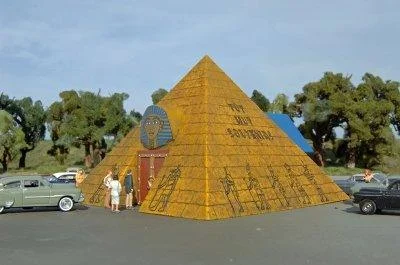 HO Bachmann Tut Hut Souvenirs- Roadside USA Building 35208