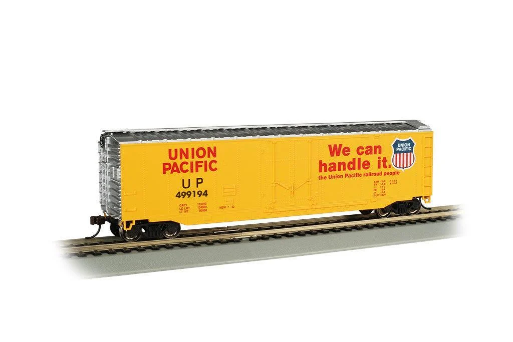 HO Bachmann Union Pacific 499194 - 50' Plug Door Box Car 18038