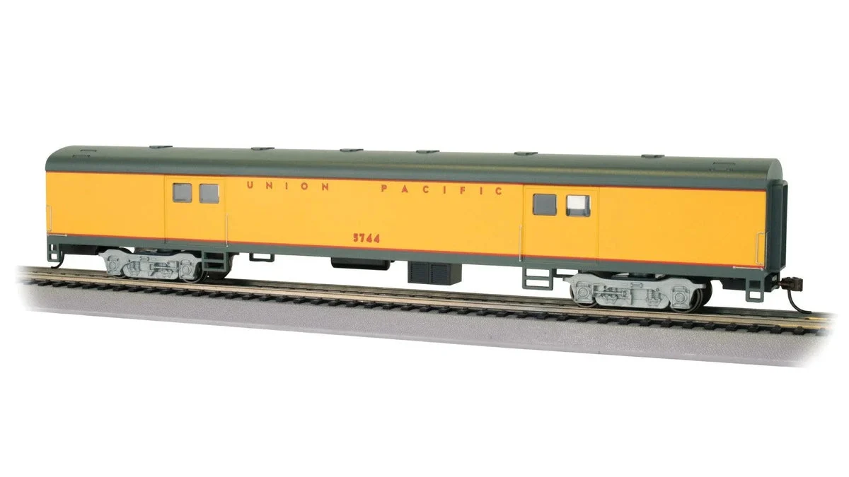 HO Bachmann Union Pacific #5744 - 72' Smooth Side Baggage Car 14411